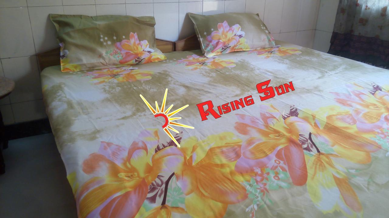 Rising Sun Hotel Madras Buitenkant foto